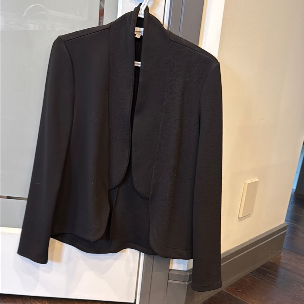 Elegant Black Women's light weight cardigan blazer